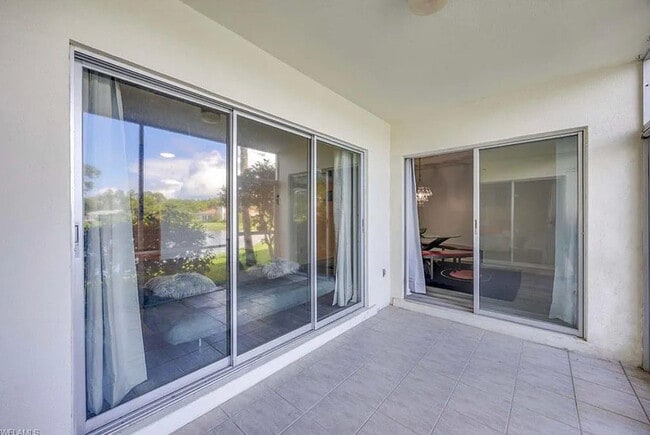 Building Photo - 209 Bobolink Way