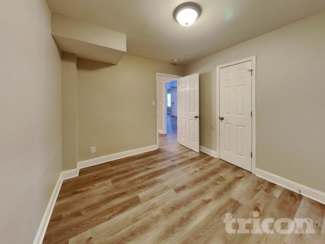 Building Photo - 2801 Attaberry Dr