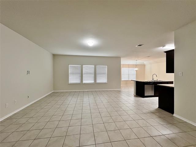 Building Photo - 526 Clearlake Dr