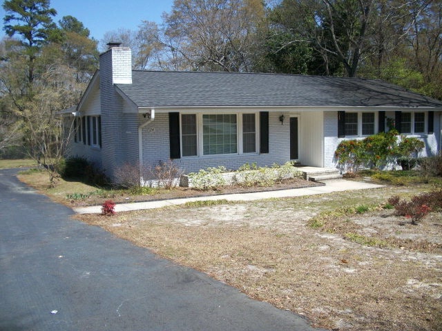 Building Photo - 1234 Evans Rd