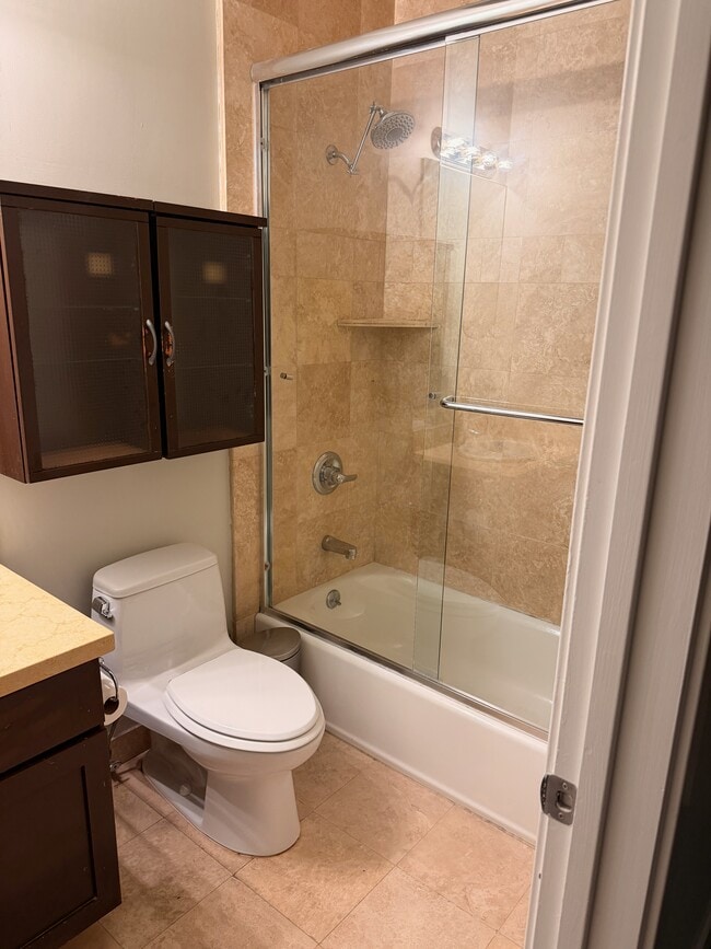 Building Photo - 18 Norfolk St