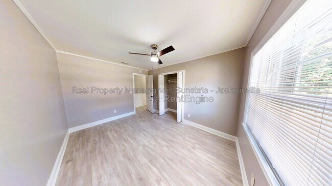 Building Photo - 865 Rudder Rd