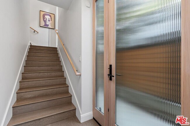 Building Photo - 1251 N Formosa Ave