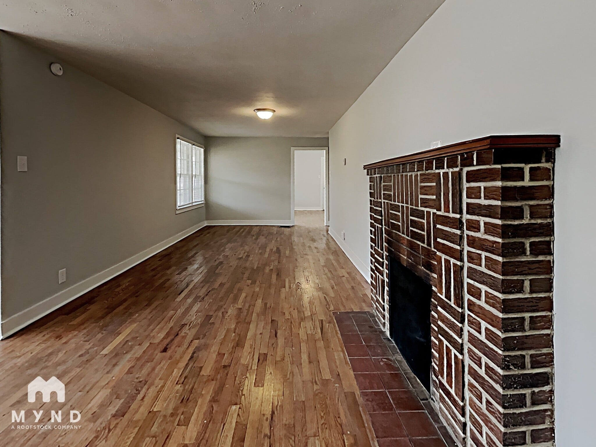 Building Photo - 1222 Eastern Valley Rd