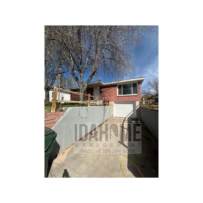 Building Photo - Charming single family home for rent close to Alameda Park!