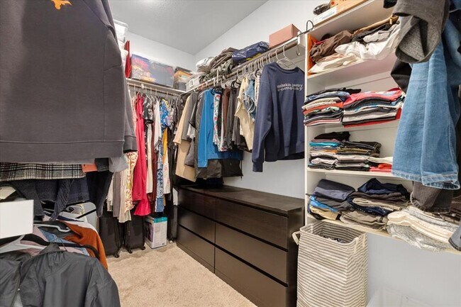 Building Photo - 5200 Jason Dr