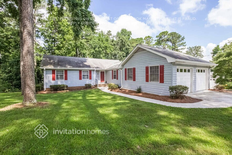 Primary Photo - 672 Bankshire Dr