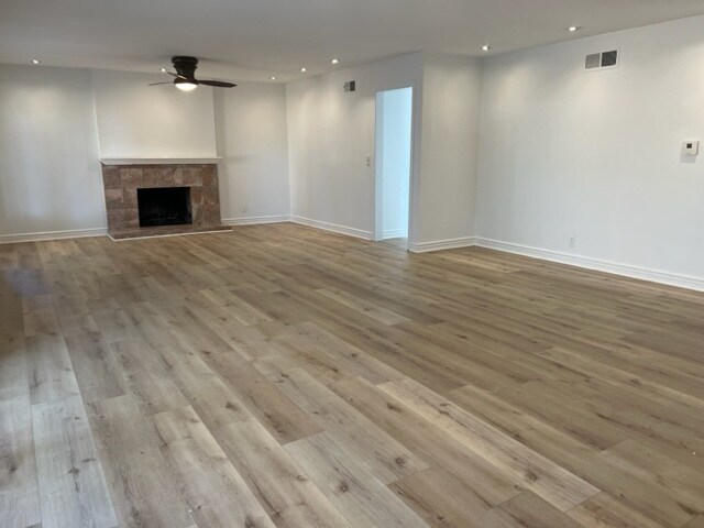 Building Photo - 23123 Cohasset St