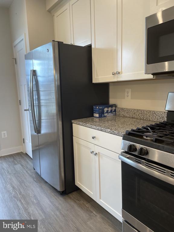 Building Photo - 6415 Ballenger Run Blvd