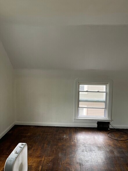Building Photo - 3640 W 47th Pl