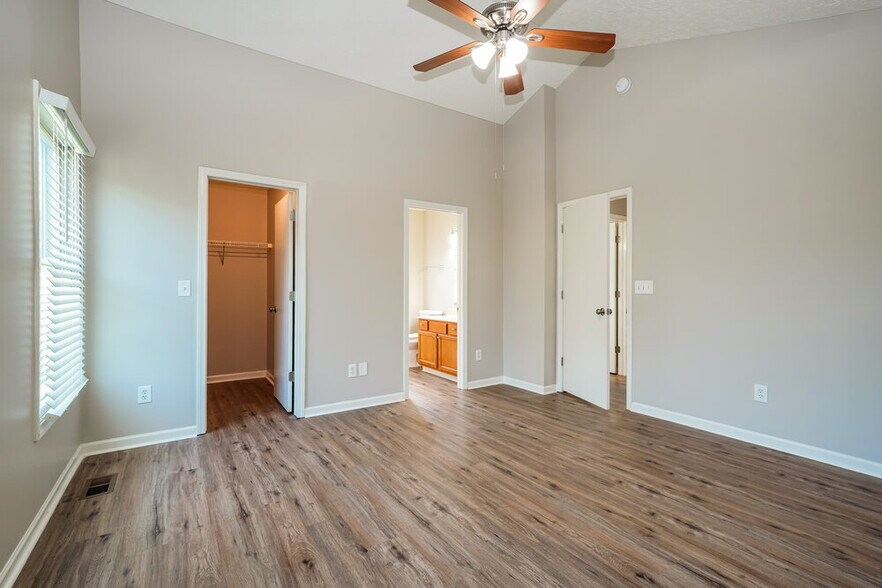 Building Photo - 1080 Mill Park Dr