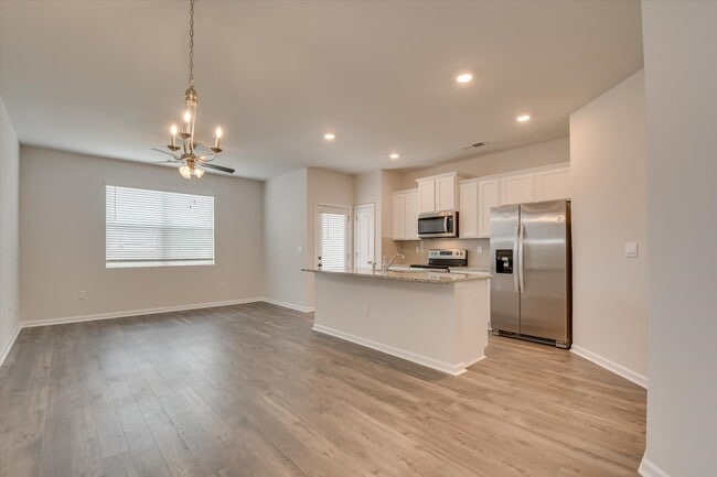 Building Photo - 4315 Newland St