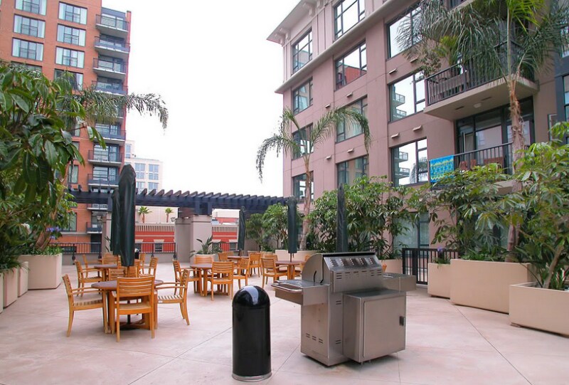 Building Photo - 530 K St