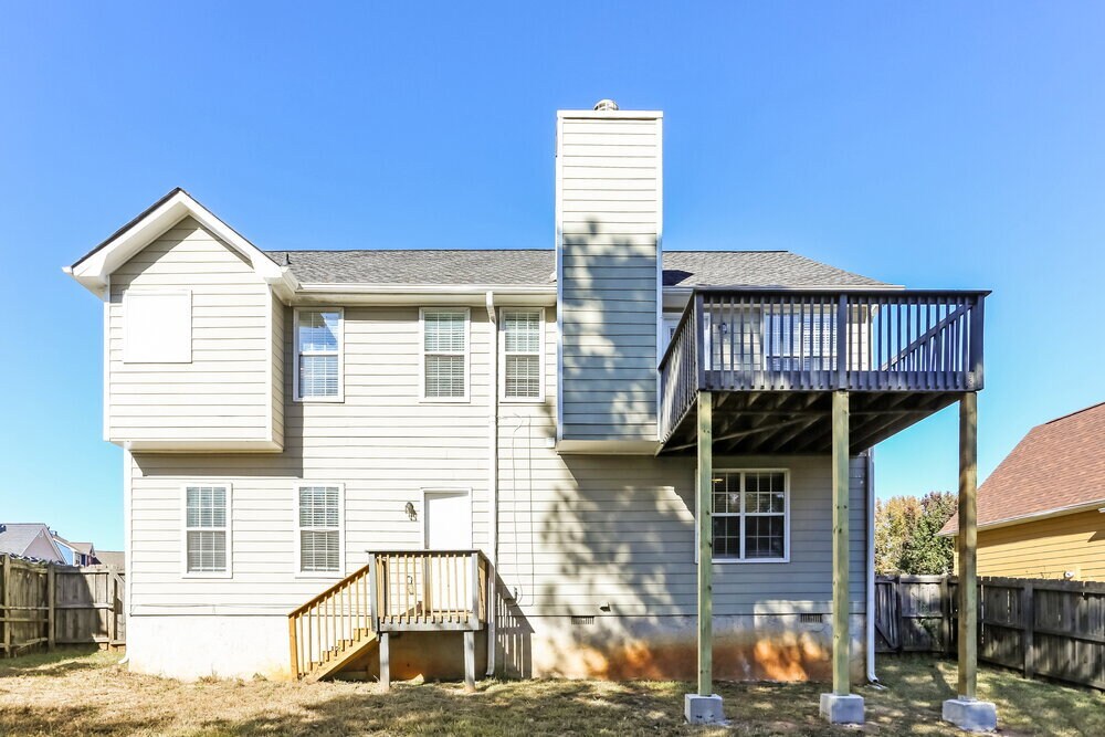 Building Photo - 214 Stallion Trail