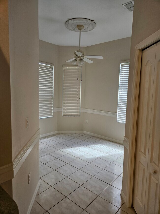 Building Photo - 7427 Wimpole Dr