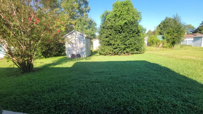 Building Photo - Section 8 Accepted!!!  "3-Bed Retreat on M...