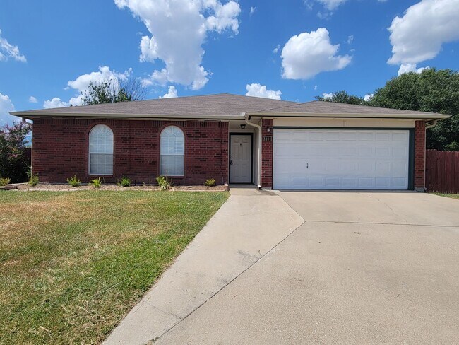 Primary Photo - 4bd/2ba house close to shopping and Ft. Hood!