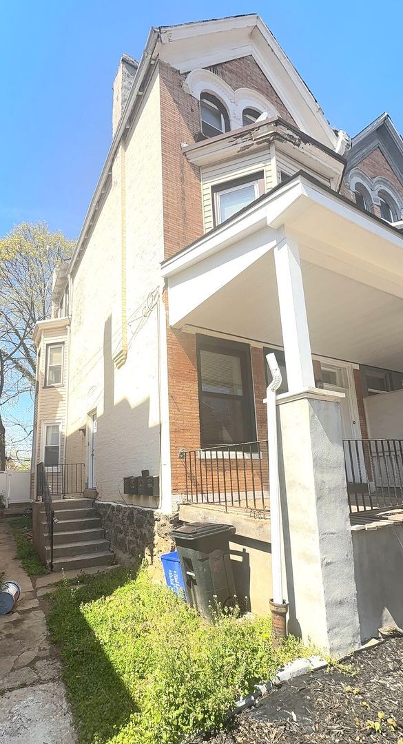 Building Photo - 451 W Bringhurst St