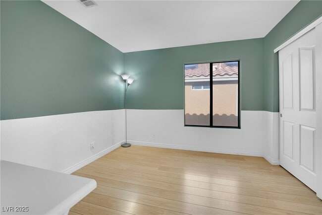 Building Photo - 1572 Bozeman Dr