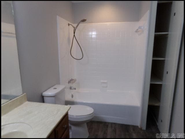 Building Photo - 8 Woodlore Cir