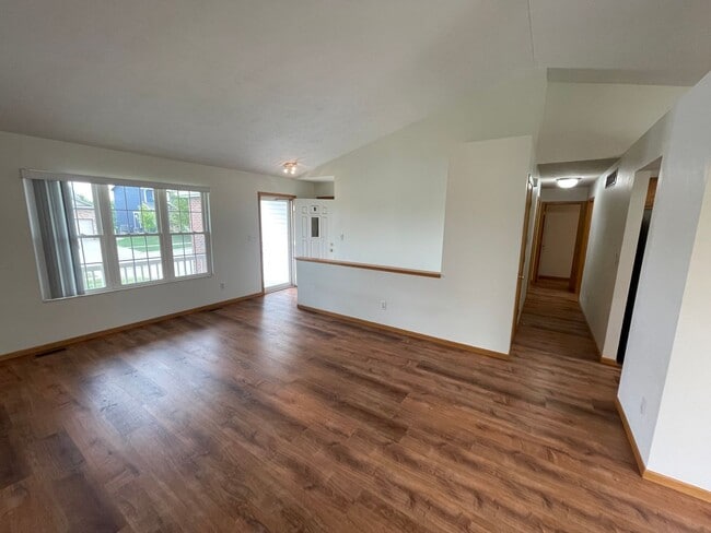 Building Photo - Beautiful open-concept ranch