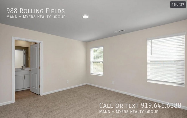 Building Photo - 988 Rolling Flds Dr