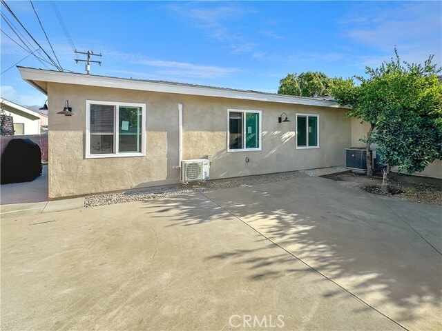 Primary Photo - 1747 S Prospero Dr