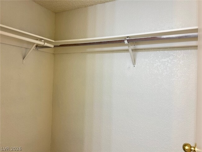 Building Photo - 231 Mission Newport Ln