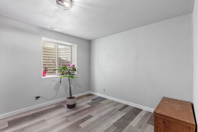 Building Photo - 3283 N Knob Creek Ct