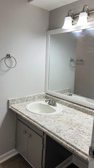 Building Photo - 120 Wolfe St