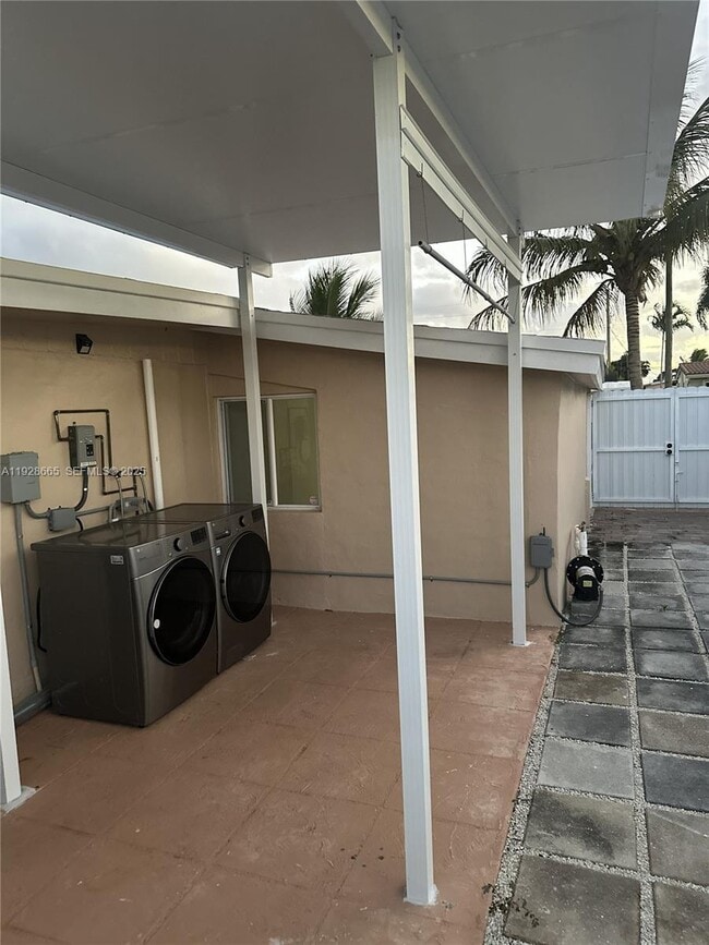 Building Photo - 7121 Harding St