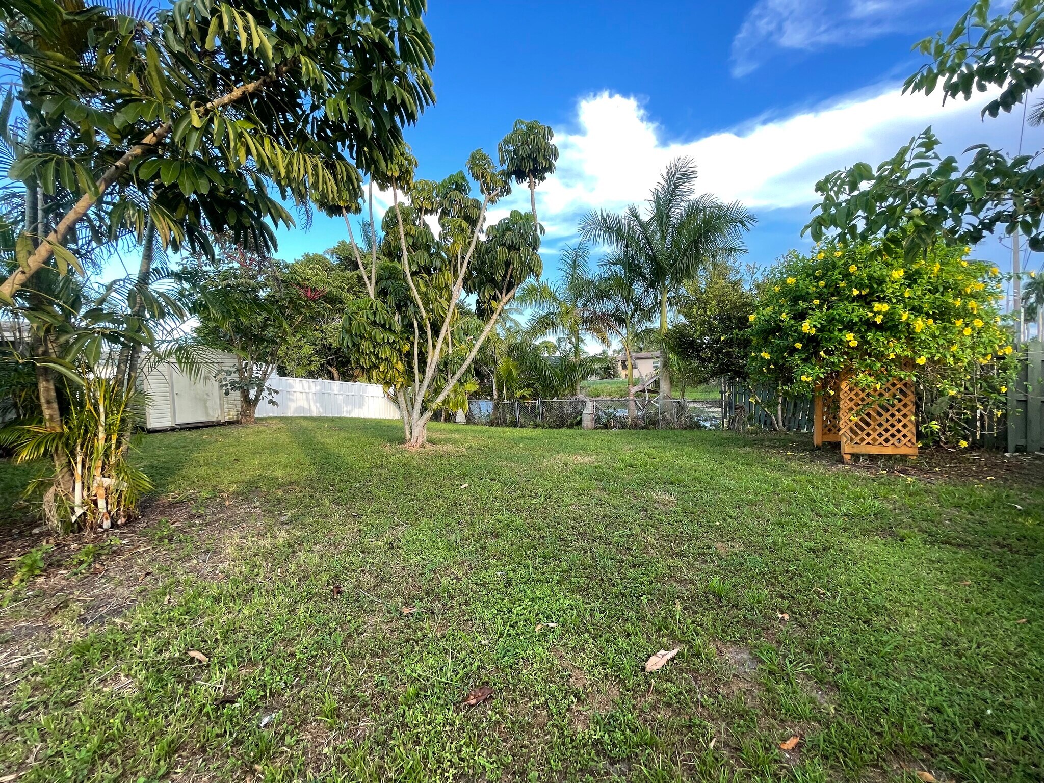 Building Photo - 11500 NW 39th St