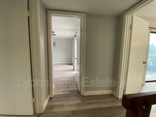 Building Photo - 1667 Park Meadows Dr