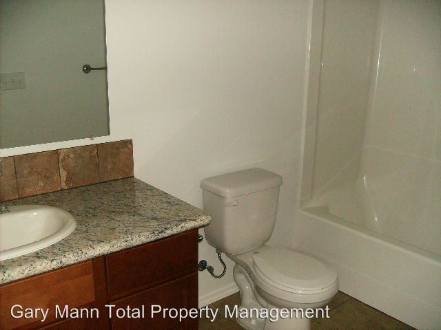 Building Photo - 109 E Mizzou Ct