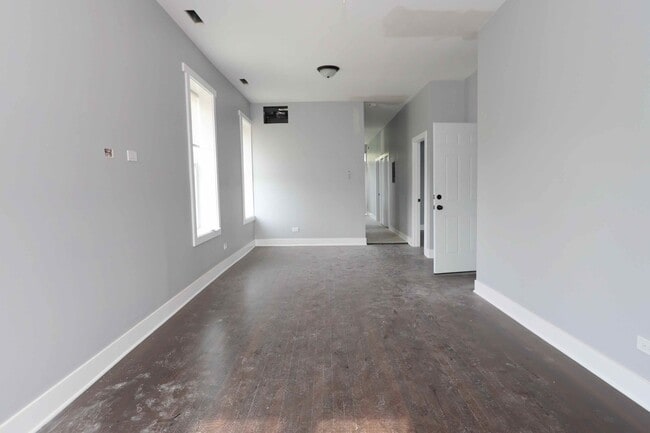 Building Photo - 2858 S St Louis Ave