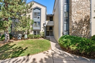 Building Photo - 16153 E Alaska Pl
