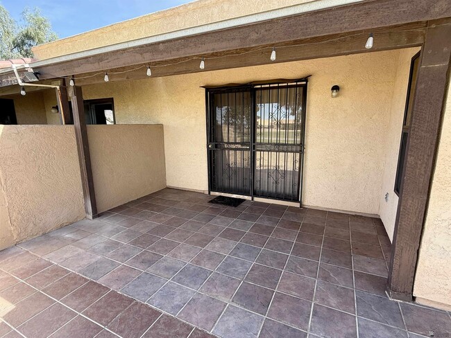 Building Photo - 11878 Calle Del Cid