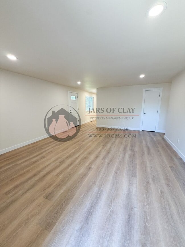 Building Photo - Campbell Duplex- #2025-1764
