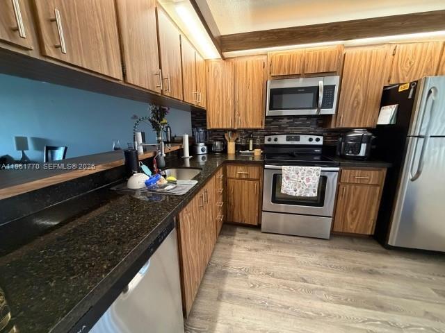 Building Photo - 1717 Whitehall Dr