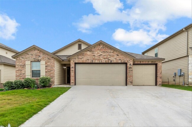 Primary Photo - 2039 Rowan Wy