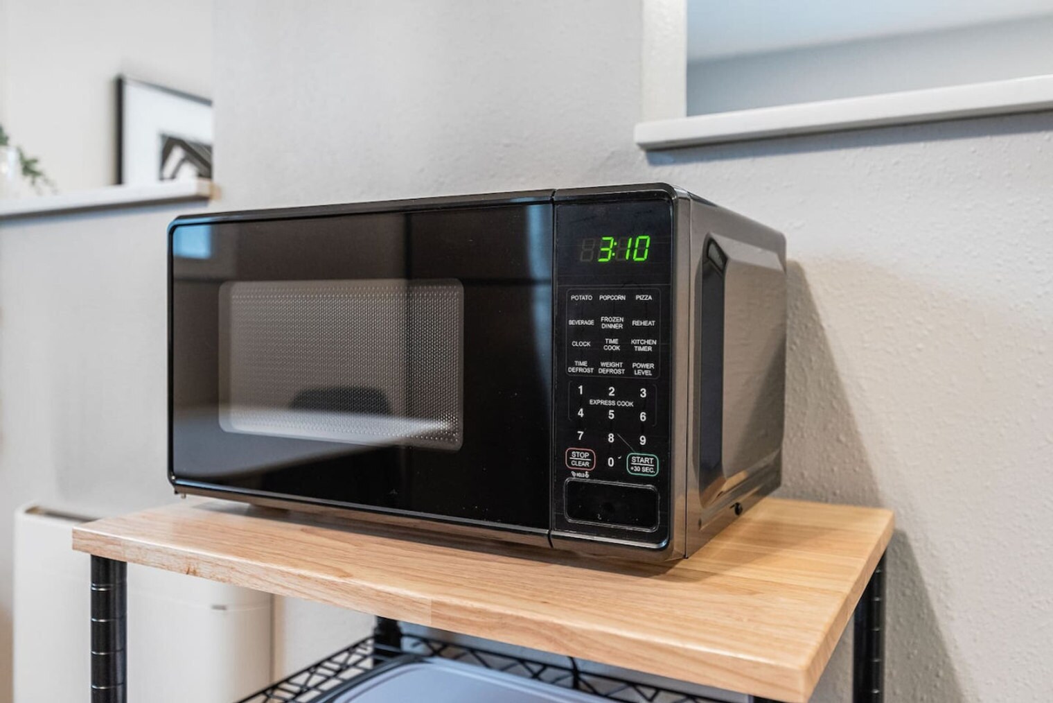 Building Photo - 1805 S Yakima Ave