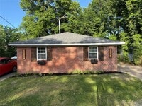 Building Photo - 8644 Chesapeake Blvd
