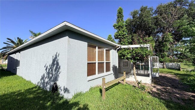 Building Photo - 4712 Mapletree Loop