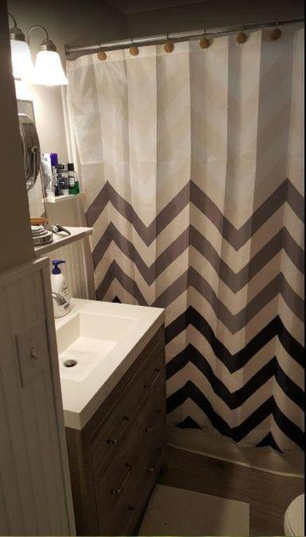 Building Photo - 617 End Dr