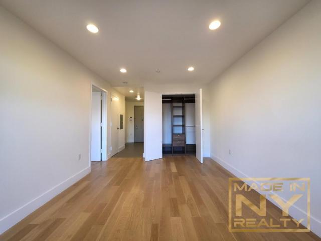 Building Photo - 1 bedroom in REGO PARK NY 11374