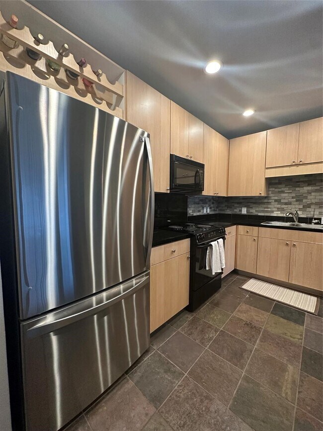 Building Photo - 3505 Sage Rd