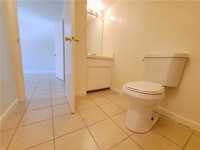 Building Photo - 3891 Locust St