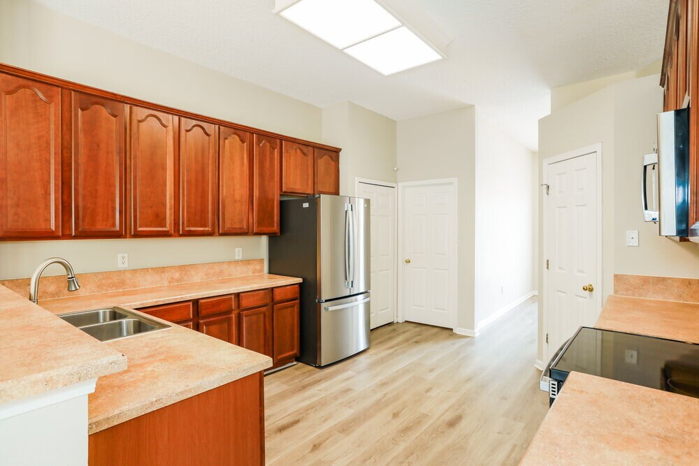 Building Photo - 14060 Red Rock Lake Dr