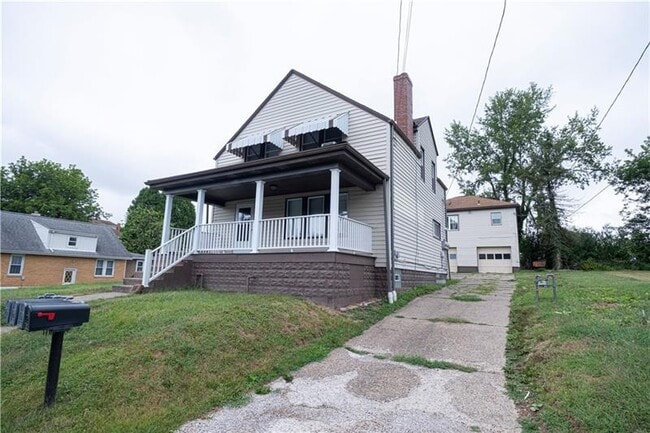 Building Photo - 31 Cedar Ave