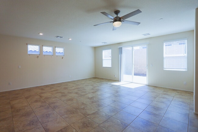 Building Photo - 1294 Luna del Oro Ln